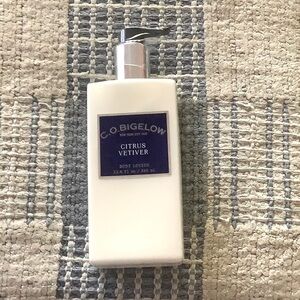 Co bigelow citrus vetiver body lotion, new sealed in package